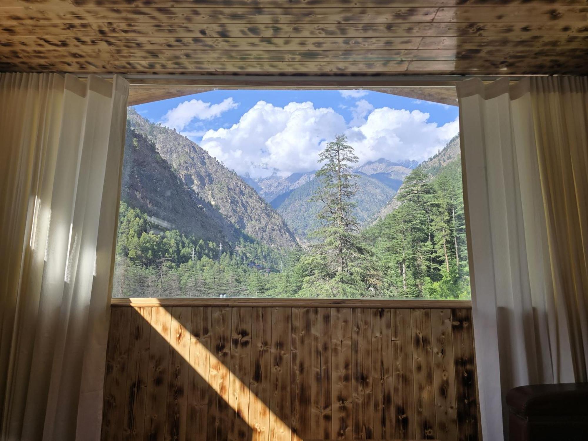 The Hillside Hotel Kasol Kültér fotó